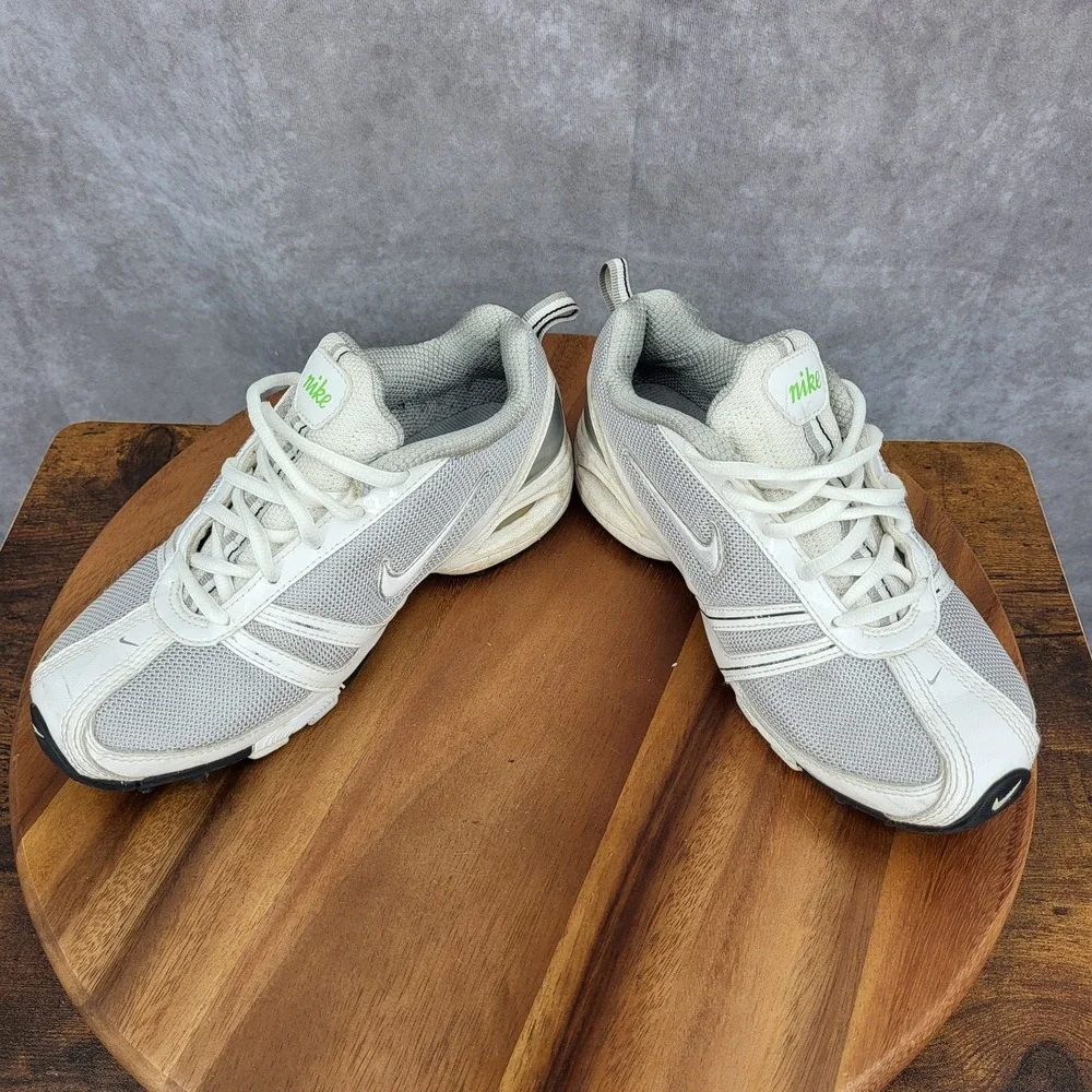 Nike Team Destroyer Golf Shoes Womens 5 White Lacrosse Cleats 317350013 Sneakers